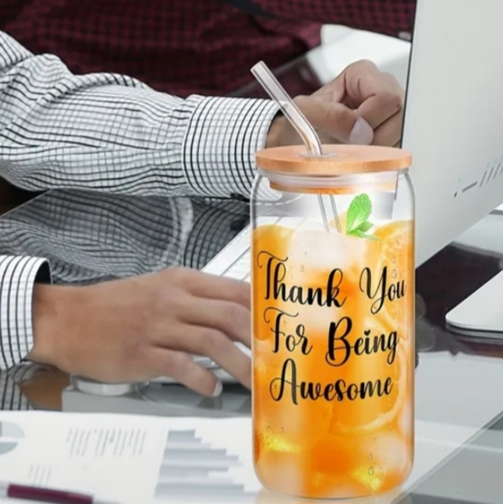 Elegant 16oz 'Thank You For Being Awesome' Glass Tumbler with Bamboo Lid - Picture 2 of 6